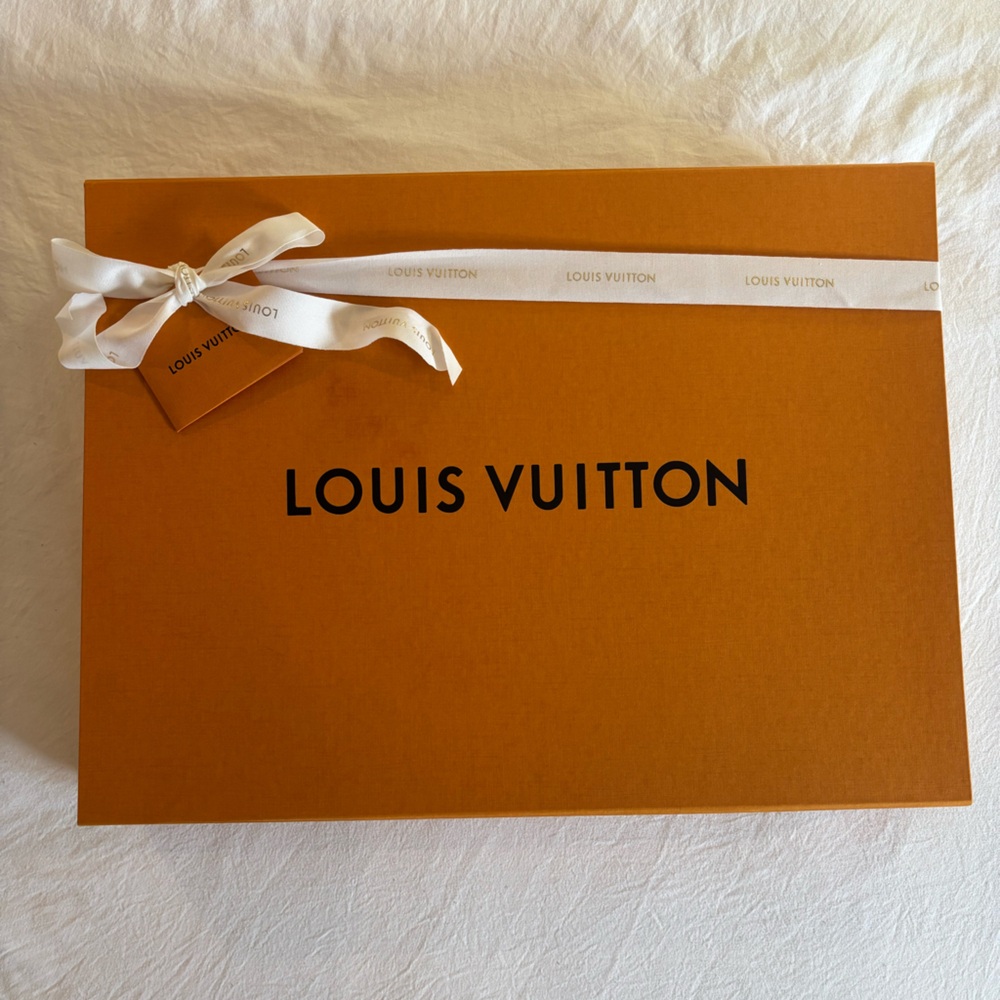 Louis Vuitton Tangerine Box with Ivory Ribbon